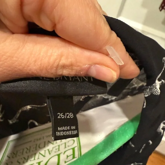 Lane Bryant Black & White with Cheetahs Animal Print Sheer Blouse 26/28 EUC - Picture 9 of 9